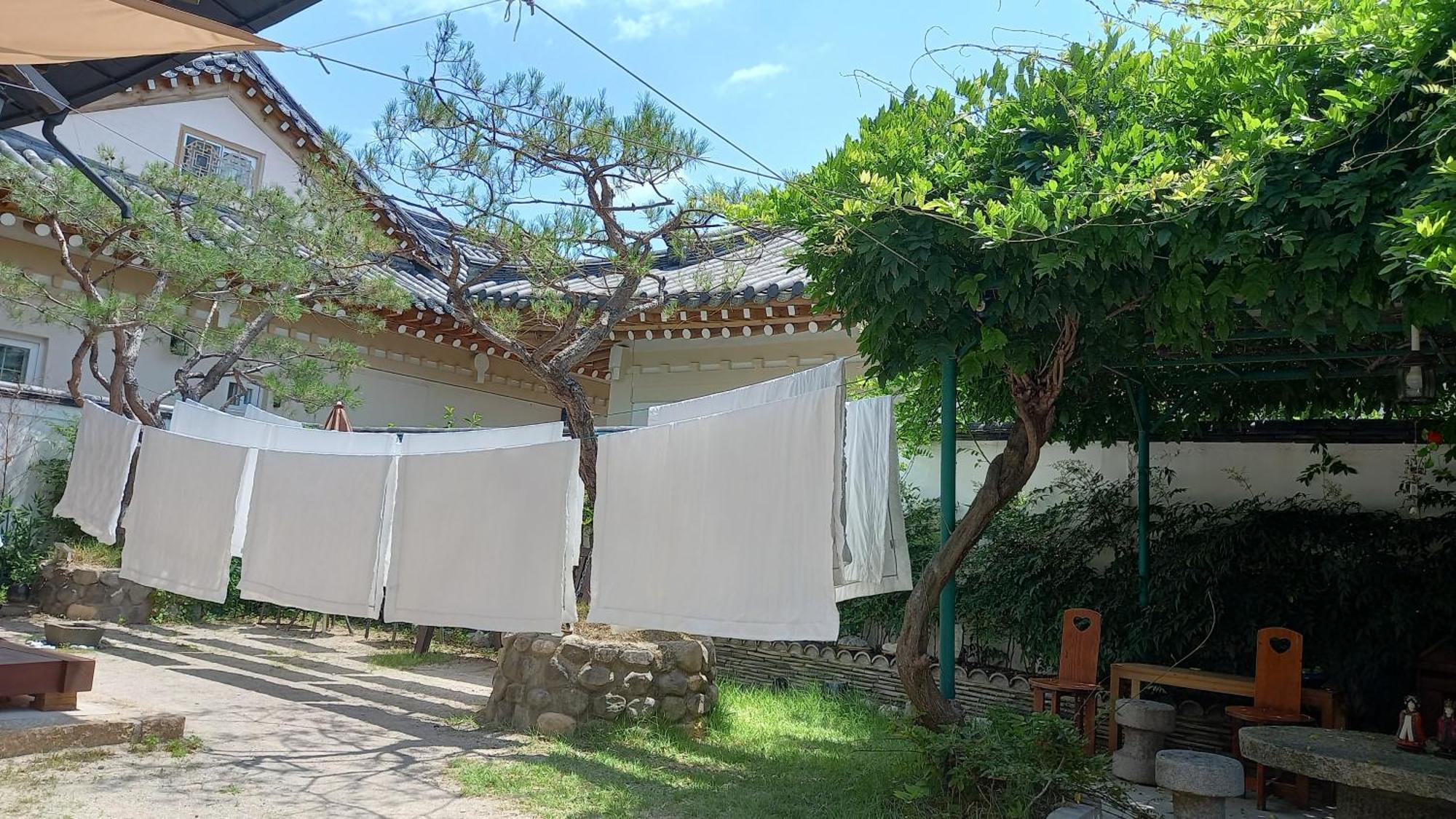 Adam Guesthouse Gyeongju Exterior photo