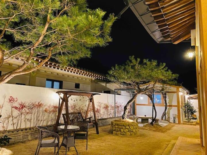 Adam Guesthouse Gyeongju Room photo